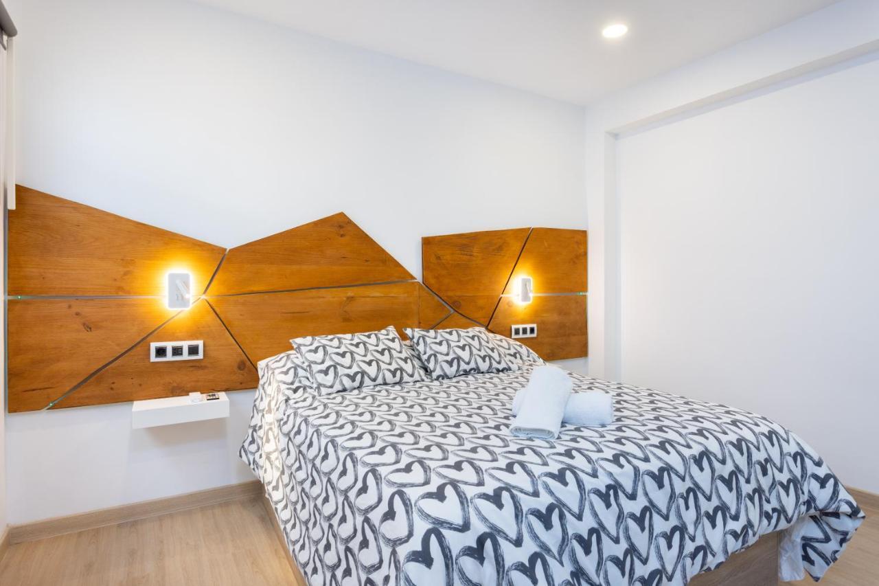 Apartmán 145 Santa Cruz Urban Deluxe By Sunkeyrents Exteriér fotografie