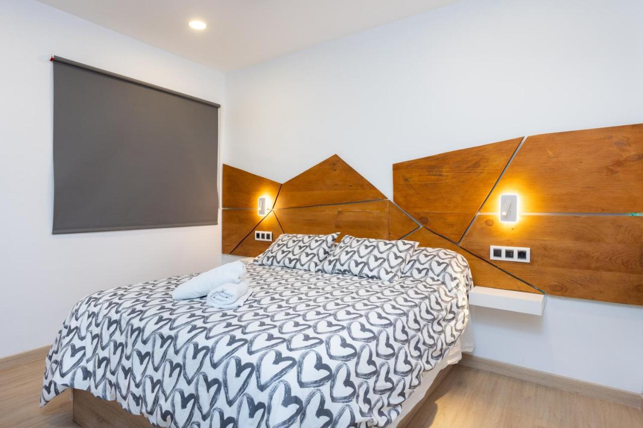 Apartmán 145 Santa Cruz Urban Deluxe By Sunkeyrents Exteriér fotografie